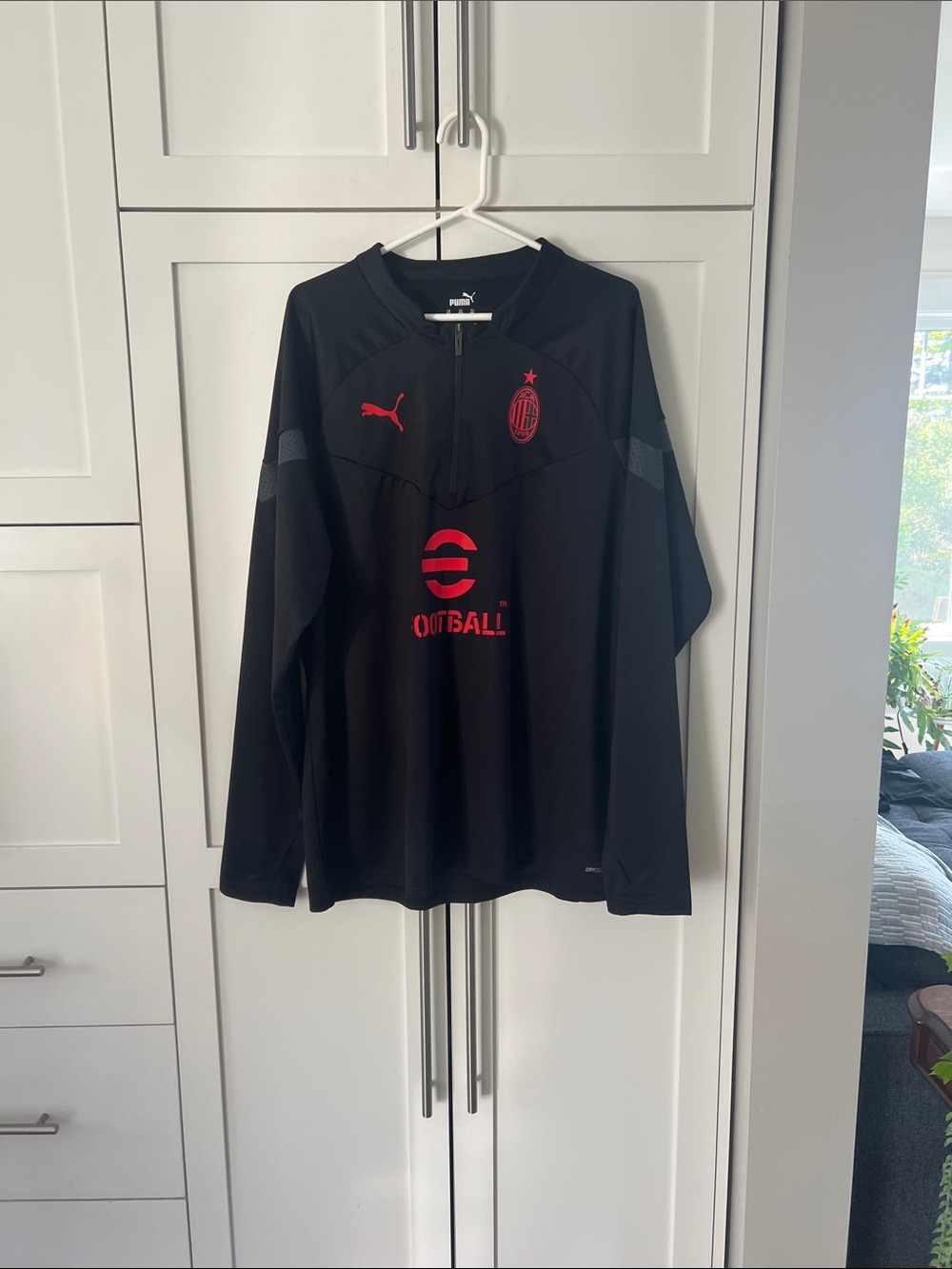 Puma Black and Red AC Milan Men’s Long-Sleeve Training Pullover